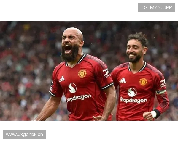 曼联关键比赛抗压能力不足,球队竞争表现与稳定性正面临考验 曼联关键比赛抗压能力不足,球队竞争表现与稳定性正面临考验