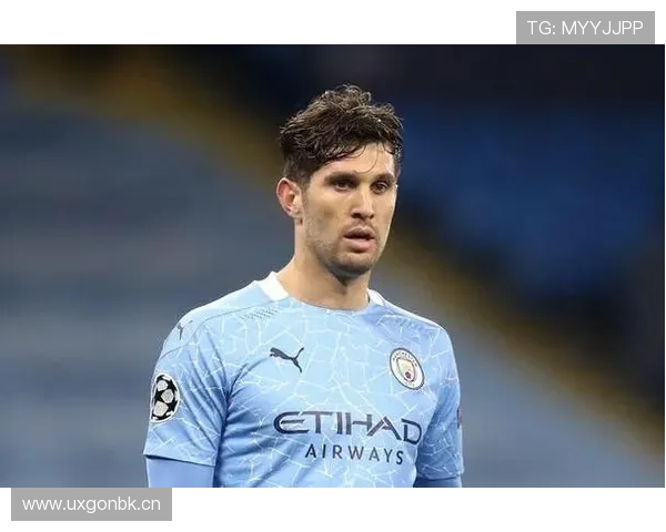 约翰·斯通斯：对比巴斯托尼——出球型中卫不同路径