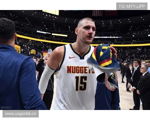 保罗挡拆组织胜过约基奇制造错位提升队友效率