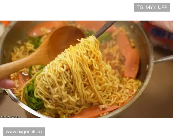 蔡赟当年比赛赢了就带老婆去吃人均三千的日料，输了回家自己煮泡面